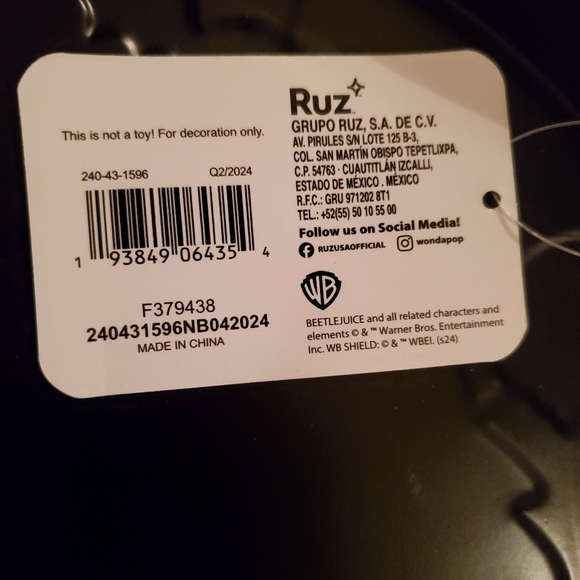 Beetlejuice Large bottle cap metal sign   Bar Decor - Picture 4 of 4